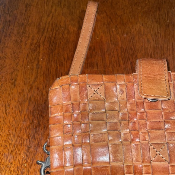 Vilenca Holland Leather Weaved Brown Wristlet 1 Spot on Front No Other Callouts - Picture 10 of 13